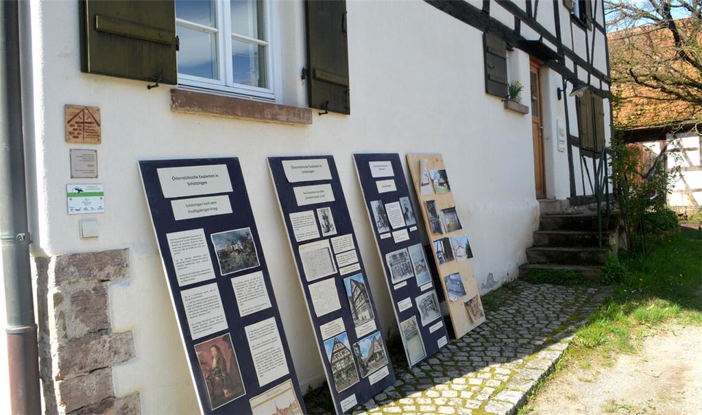 Szenen eines Umbaus: Die Renovierung alter Bausubstanz erfordert nicht selten einen langen Atem. Fotos: Stahlfeld