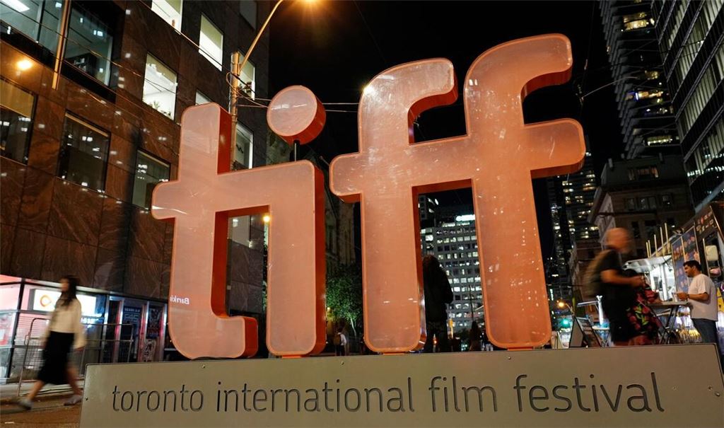 TIFF steht für Toronto International Film Festival - die Filmfestspiele in der kanadischen Metropole sind weniger elitär als etwa Cannes oder Venedig.