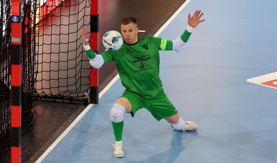 TSV-Keeper Philipp Pless zeigte starke Paraden.
