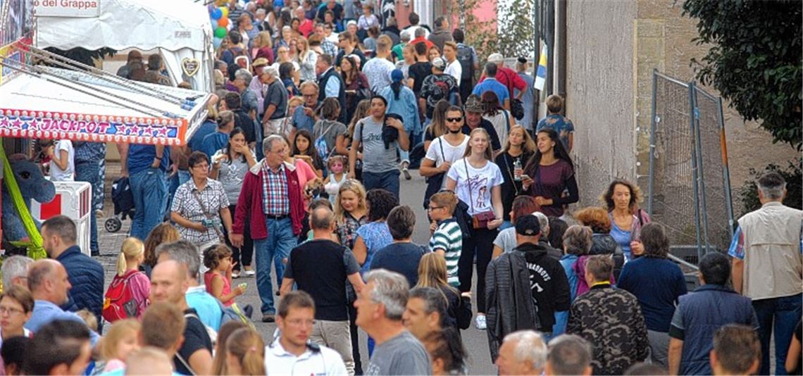 Straßenfest: Erfolgsstory mit Problemen