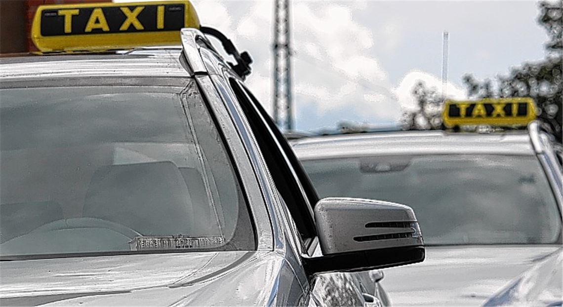 Taxifahrer berichten: Pöbeleien vor allem von jüngeren Fahrgästen häufen sich immer mehr. 