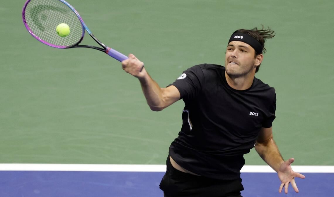 Vor Traum-Halbfinale in New York: Djokovic bittet zum Tanz Taylor Fritz hat auch das elfte Duell mit Novak Djokovic verloren.