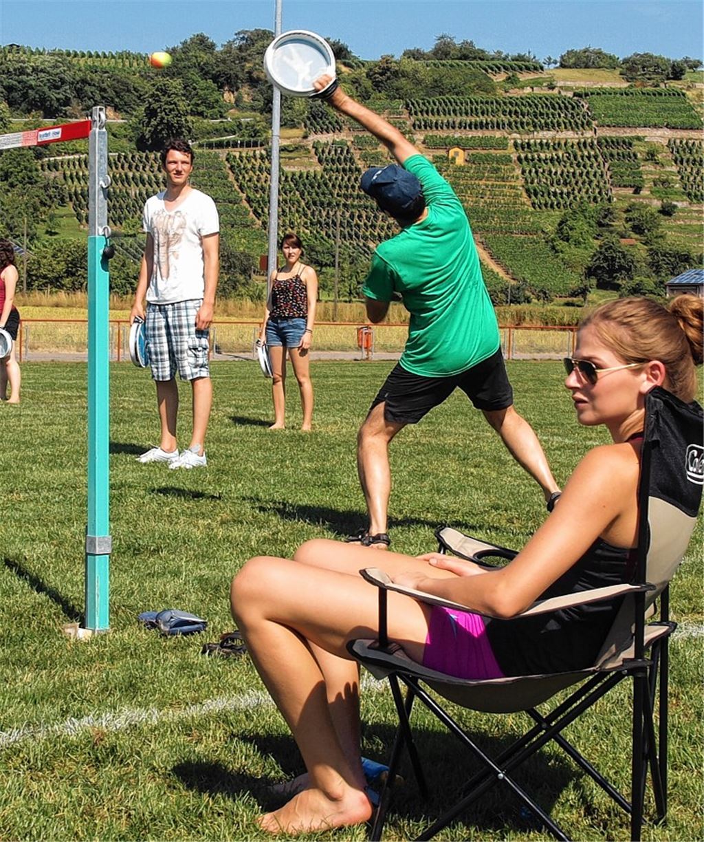 Teams messen sich im Tamburello. Foto: Appich