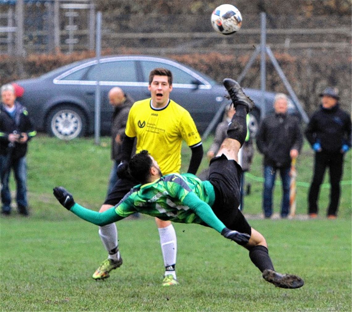 Öztürk-Dreierpack knockt Lienzingen aus Öztürk-Dreierpack knockt Lienzingen aus