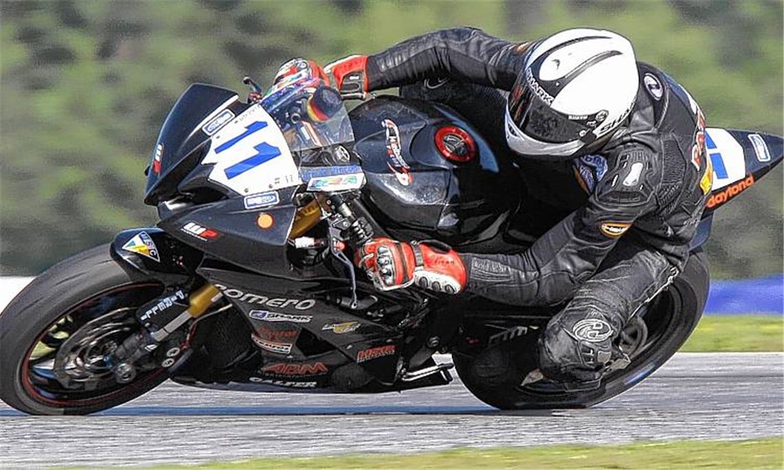 Technische Probleme machen Dominik Vincon auf dem Sachsenring zu schaffen. 