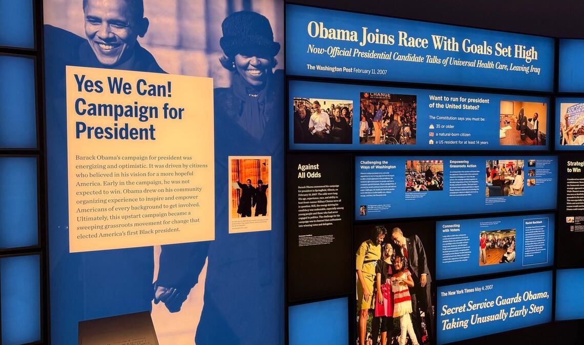 Teil der Ausstellung ist Obamas Werdegang.