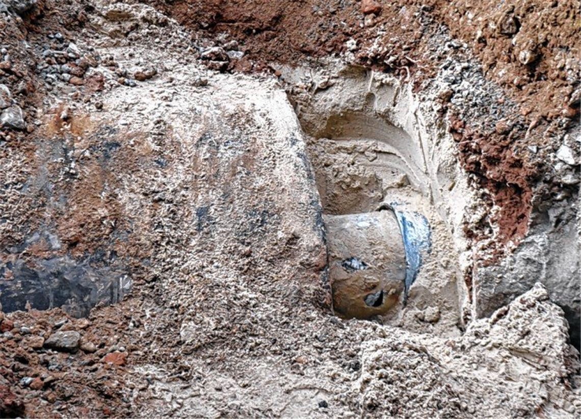 „Bombe“ erweist sich als Rohrleitung „Bombe“ erweist sich als Rohrleitung