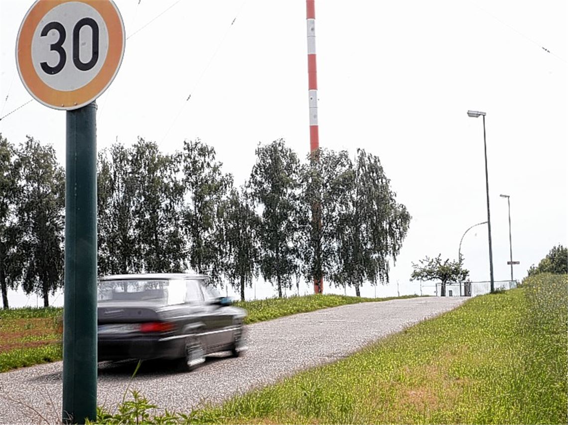 Tempo 30 auf dem Fischeräckerweg zwischen Lomersheim und Mühlacker: Spaziergänger beklagen sich, es werde zu schnell gefahren.