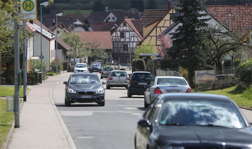 Tempo 30 gilt in Zaisersweiher unter anderem bald an der Diefenbacher Straße. Foto: Archiv/Disselhoff