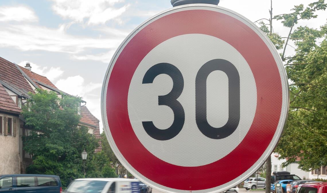 Tempo 30 (wie hier in Ölbronn): Bald flächendeckend in Wiernsheim? Foto: Archiv
