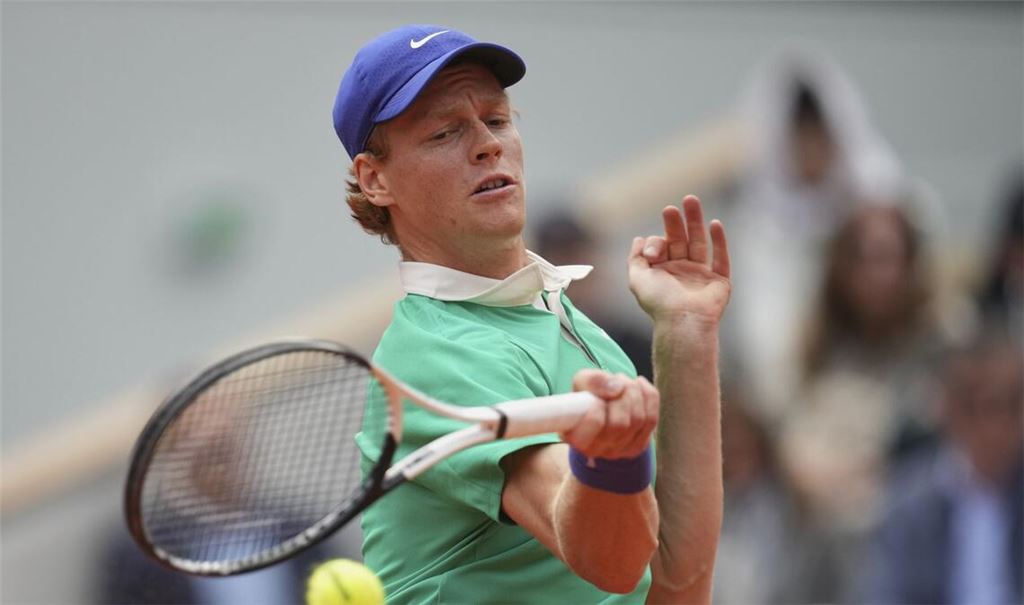 Tennis-Profi Jannik Sinner musste sich im Endspiel des ATP-Masters gegen Carlos Alcaraz geschlagen geben. (Archivbild)