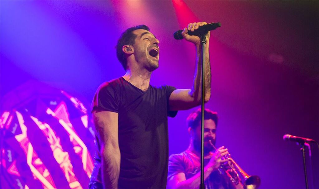 The Cat Empire: Frontmann Felix Riebl in Action. (Archivbild)