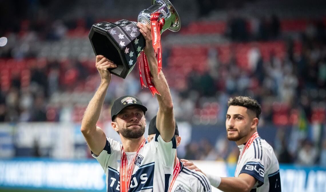 Thomas Müller (l) gewann mit den Vancouver Whitecaps die kanadische Meisterschaft.