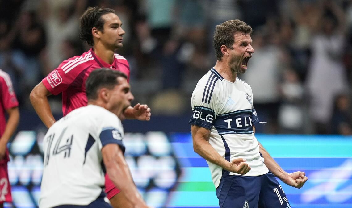 Müller trifft bei Startelf-Debüt spät zum Vancouver-Sieg Thomas Müller traf per Elfmeter zum 3:2-Sieg.