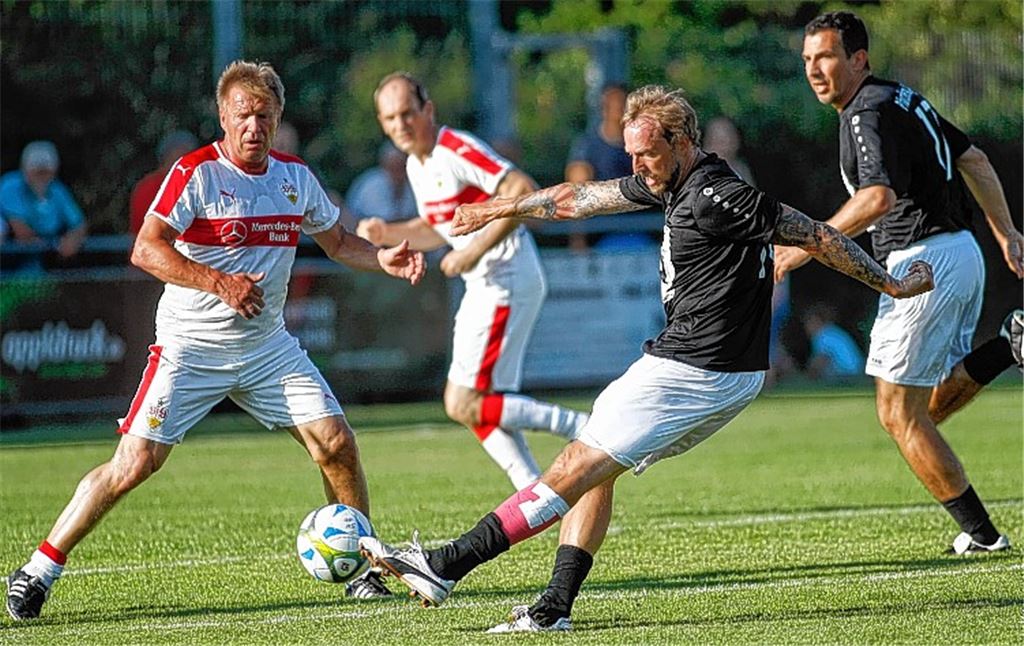 Benefizspiel bringt 10000 Euro für kranke Kinder