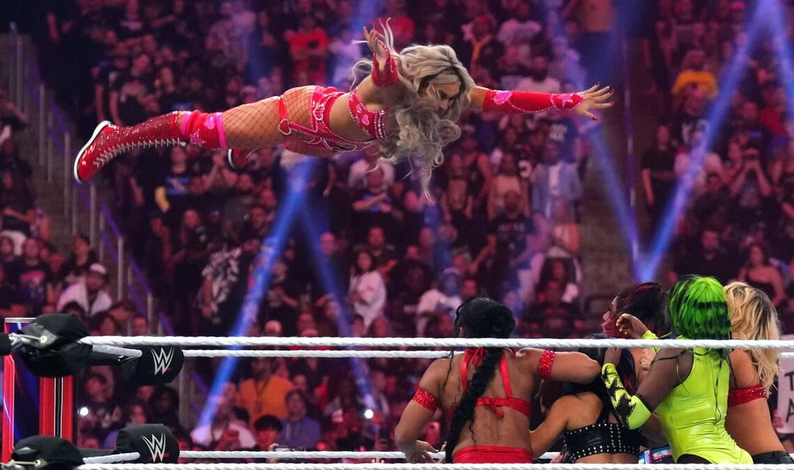 Tiffany Stratton (hier beim "Royal Rumble" 2024) tritt bei "Crown Jewel" gegen Stephanie Vaquer an.