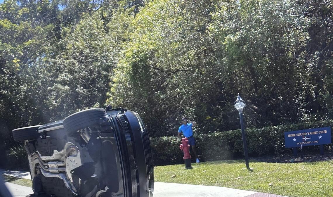 Tiger Woods wurde in Jupiter Island in einen Autounfall verwickelt.