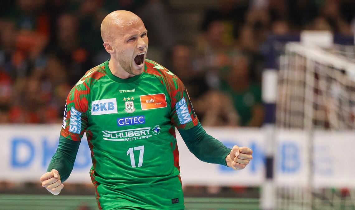 Tim Hornke vom SC Magdeburg reagiert beim Spiel gegen SG Flensburg-Handewitt.