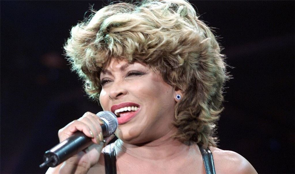 Tina Turner starb am Mittwoch im Alter von 83 Jahren in der Schweiz, wo sie seit vielen Jahren lebte.