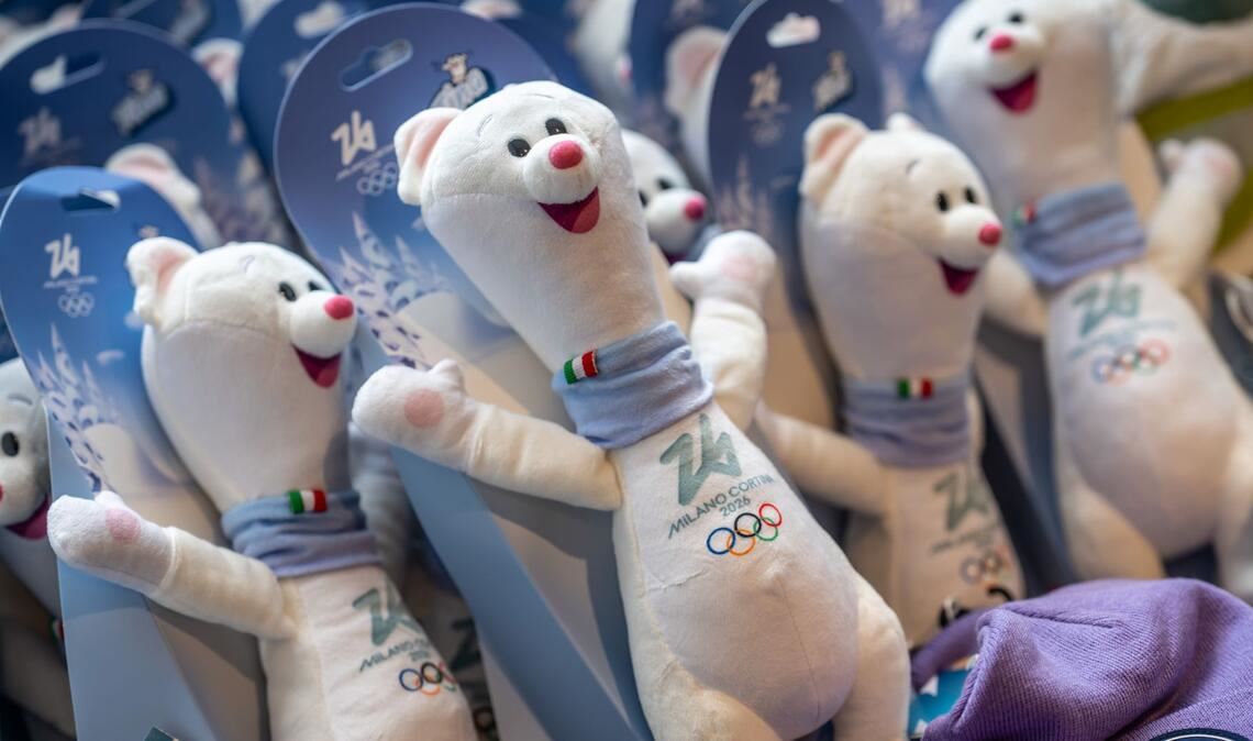 Tina, das Maskottchen der Olympischen Winterspiele in Mailand und Cortina.