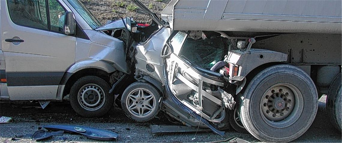 A8: Unfallserie fordert Todesopfer A8: Unfallserie fordert Todesopfer