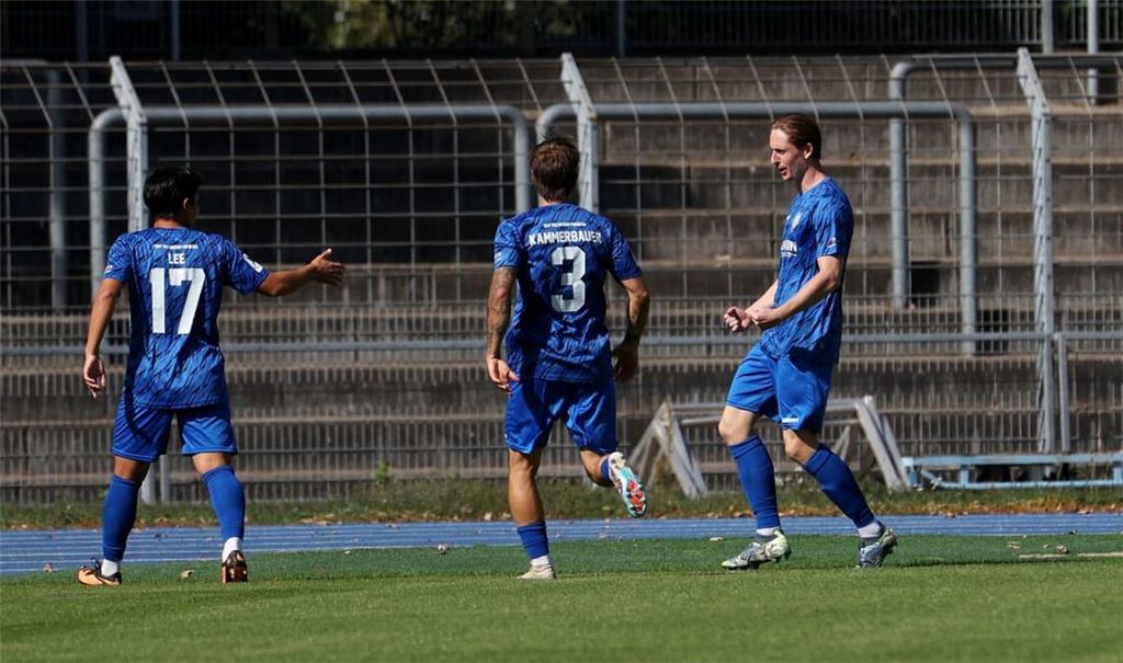 Torjäger Justin Steinkötter (rechts) und seine Kollegen hoffen auch gegen die SG Barockstadt Fulda-Lehnerz auf viele Jubelmomente.
