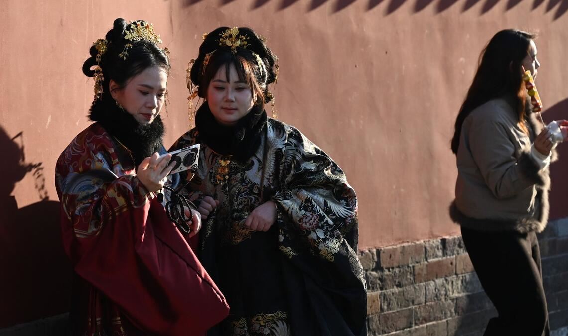 Traditionelle Kleidung und klassische Architektur sind auch in China der Renner für Social-Media-Inhalte.