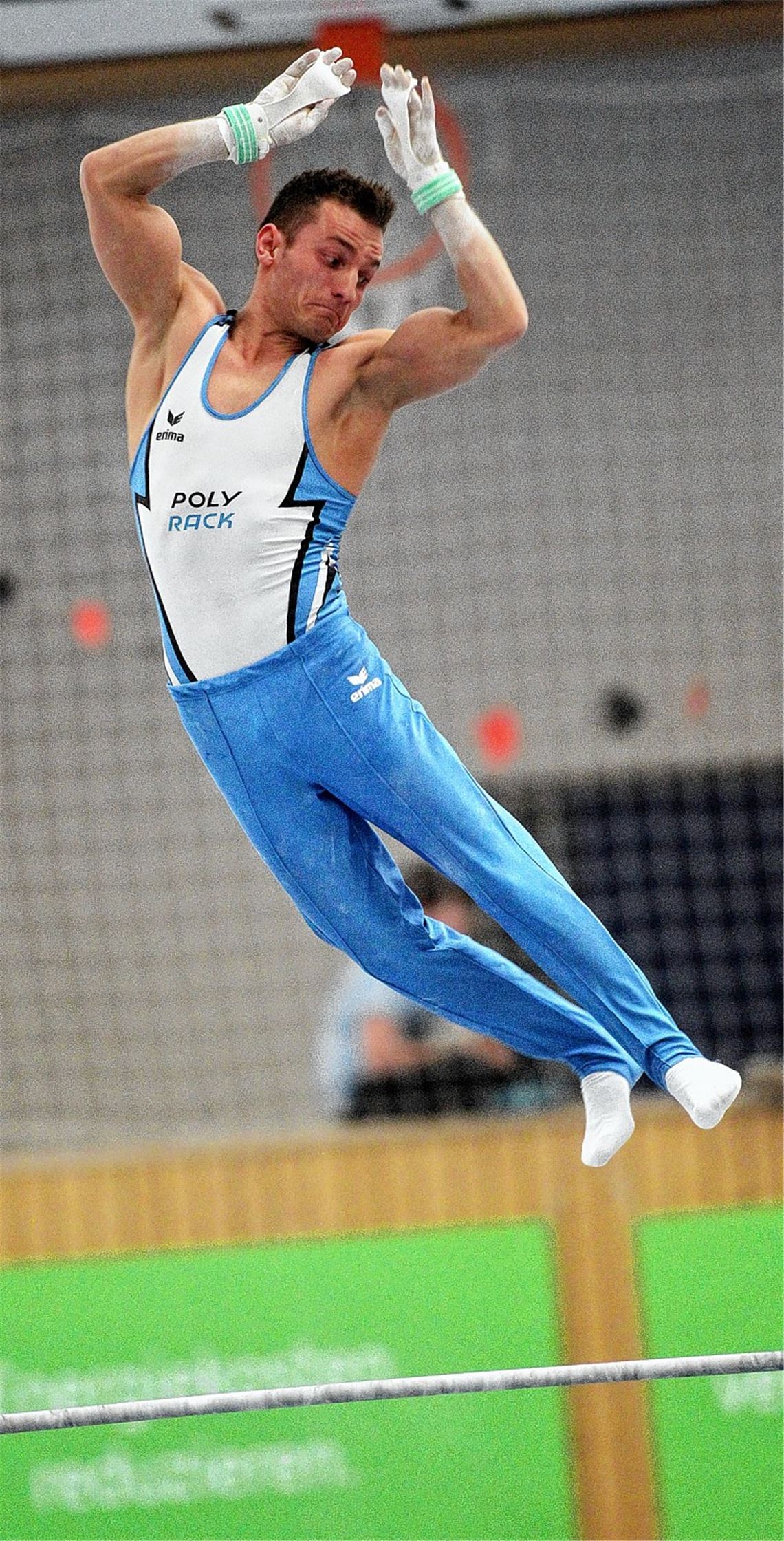 Trägt ein neues Flugelement am Reck bald seinen Namen? Andreas Bretschneider zeigt als weltweit erster Turner einen Doppelsalto mit doppelter Schraube. Nun müsste die Figur bei einem internationalen Wettkampf gelingen, damit es als „Bretschneider“ in die Geschichte eingeht.