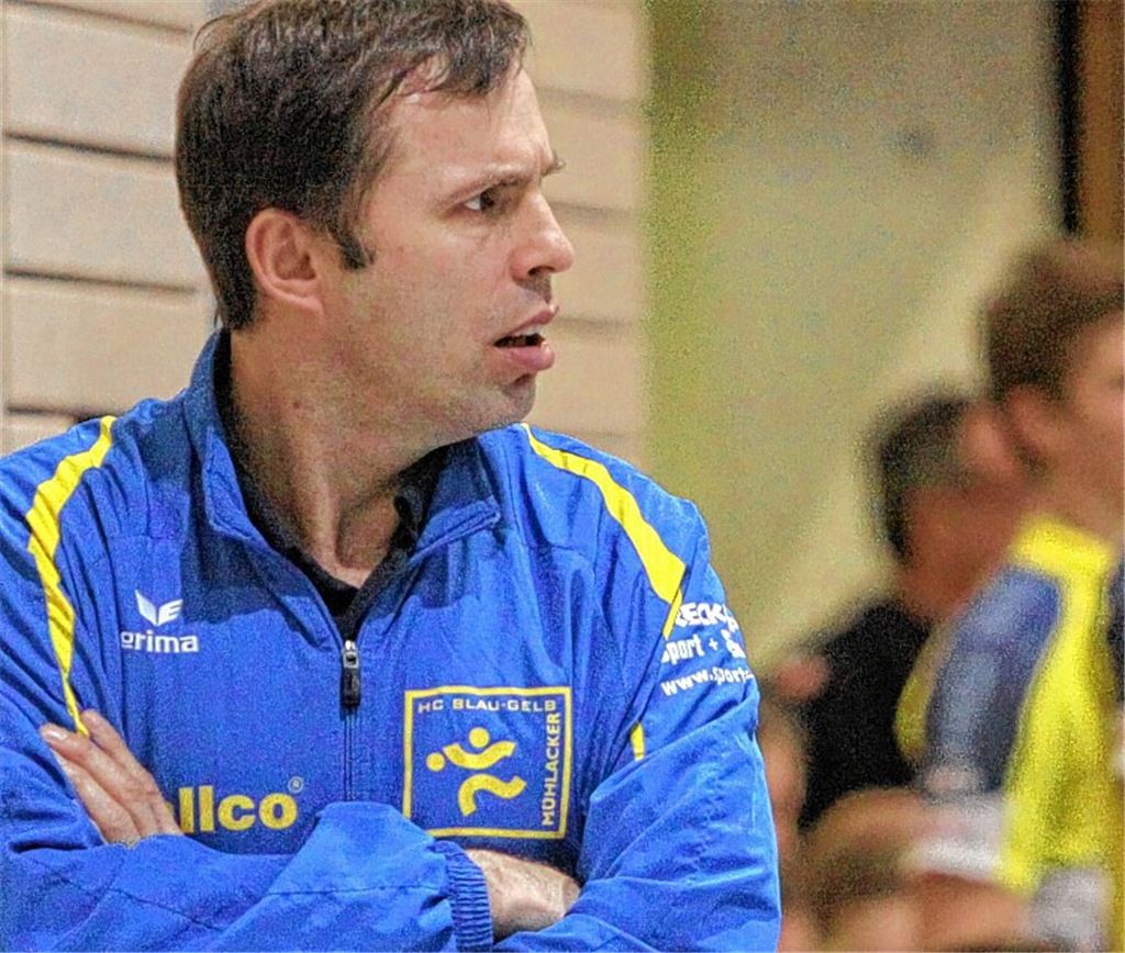 Trainer Edin Pivac fast trotzig: „Wir kämpfen, solange es rechnerisch noch möglich ist.“ Foto: Eigner