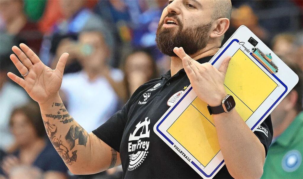 Trainer Konstantin Bitter hat bei Allianz MTV Stuttgart viel Verantwortung.