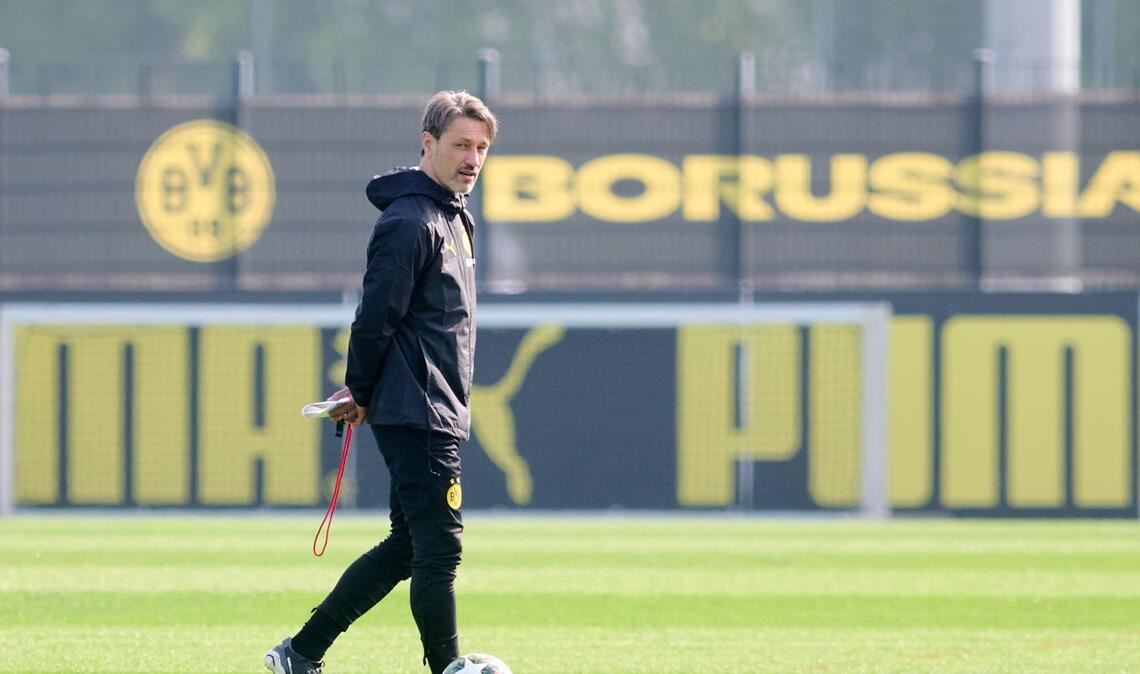 Trainer Niko Kovac möchte mit Borussia Dortmund im DFB-Pokal weit kommen. (Archivbild)