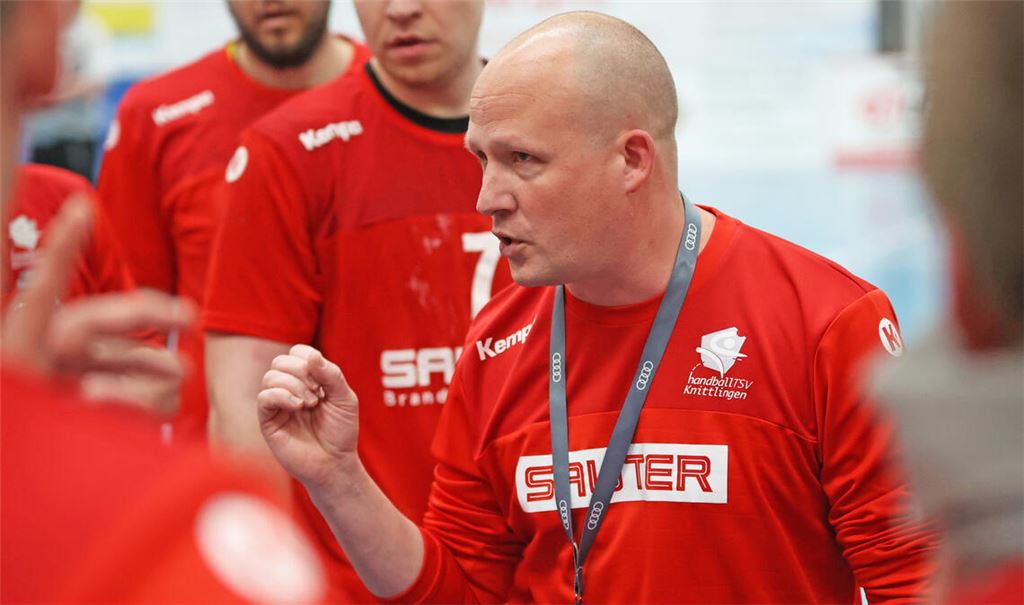 Trainer Tim Klarmann freut sich auf den Saisonstart. Fotos: Müller