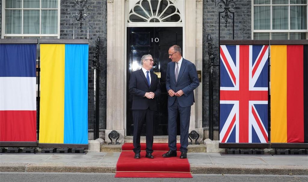 Treffen für die Ukraine - Merz in London