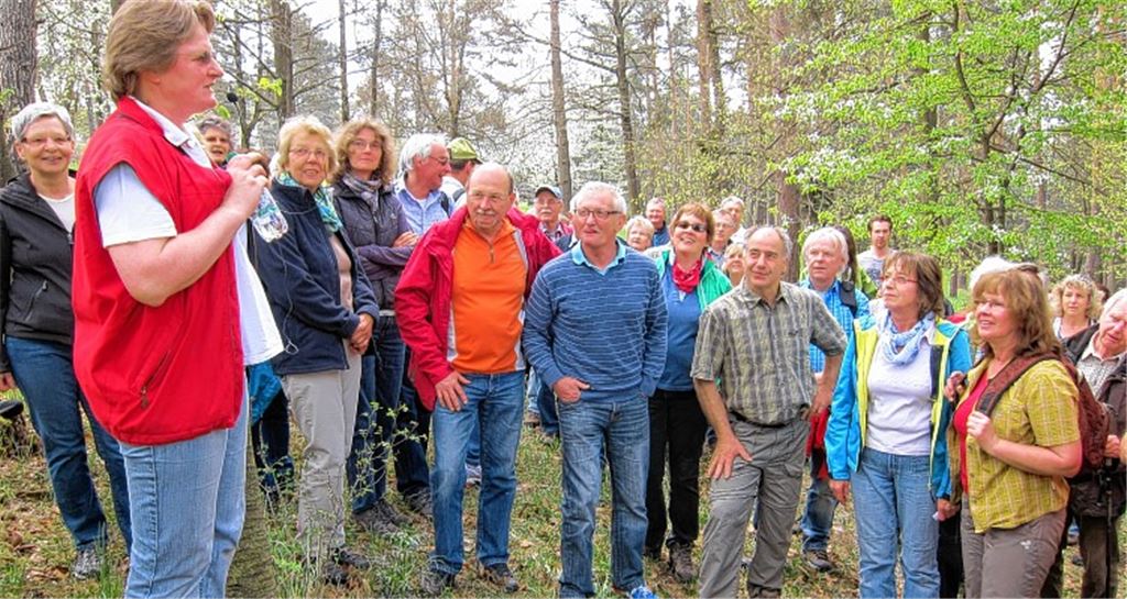 Treffen mit Schäferin Luise Pachaly (li.) im Naturschutzgebiet Kalkofen.