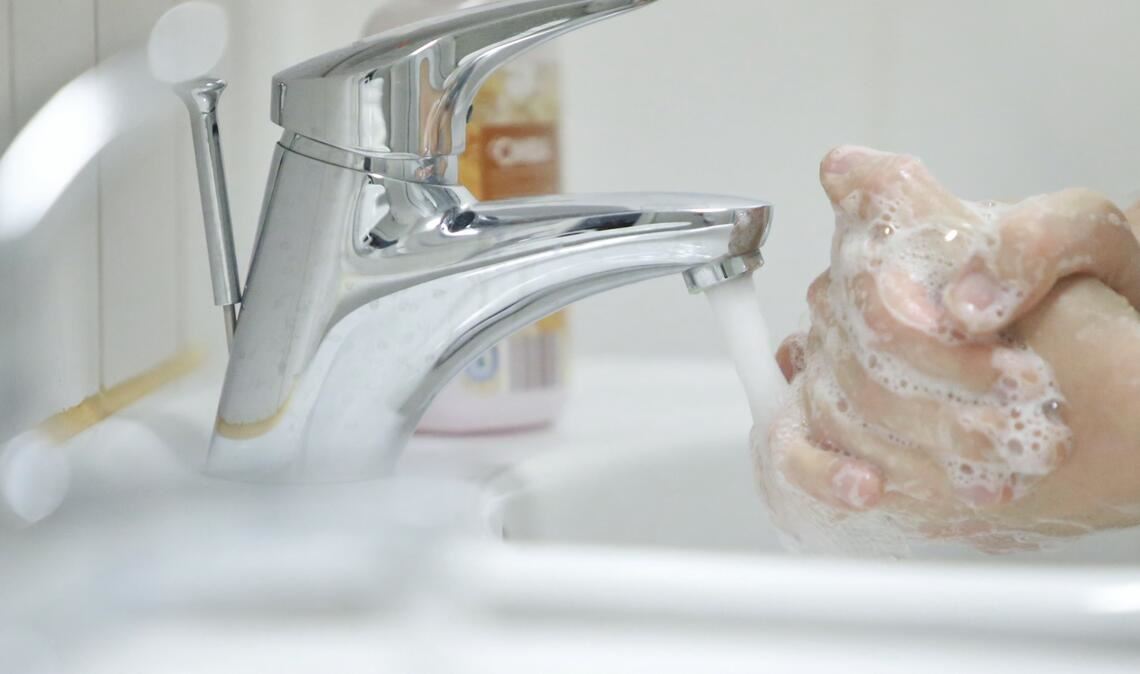Trinkwasser muss in Knittlingen und Kleinvillars derzeit behandelt werden, damit es genutzt werden kann. Foto: Archiv