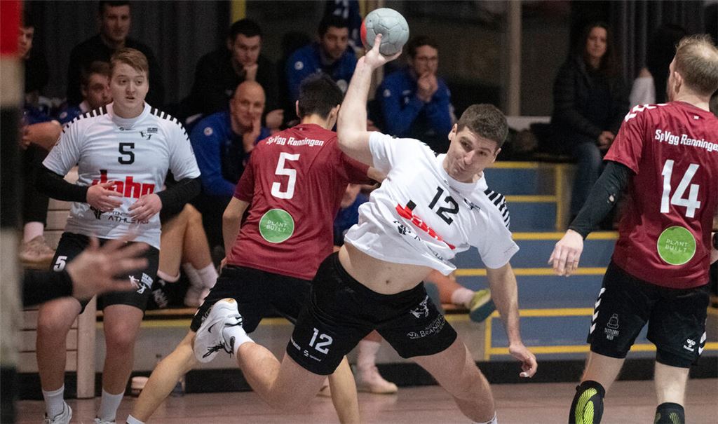 Trotz Trainer-Sorgen reicht es für das Herren-Team des TSV Wiernsheim unter fünf Mannschaften zu einem dritten Platz. Fotos: Fotomoment