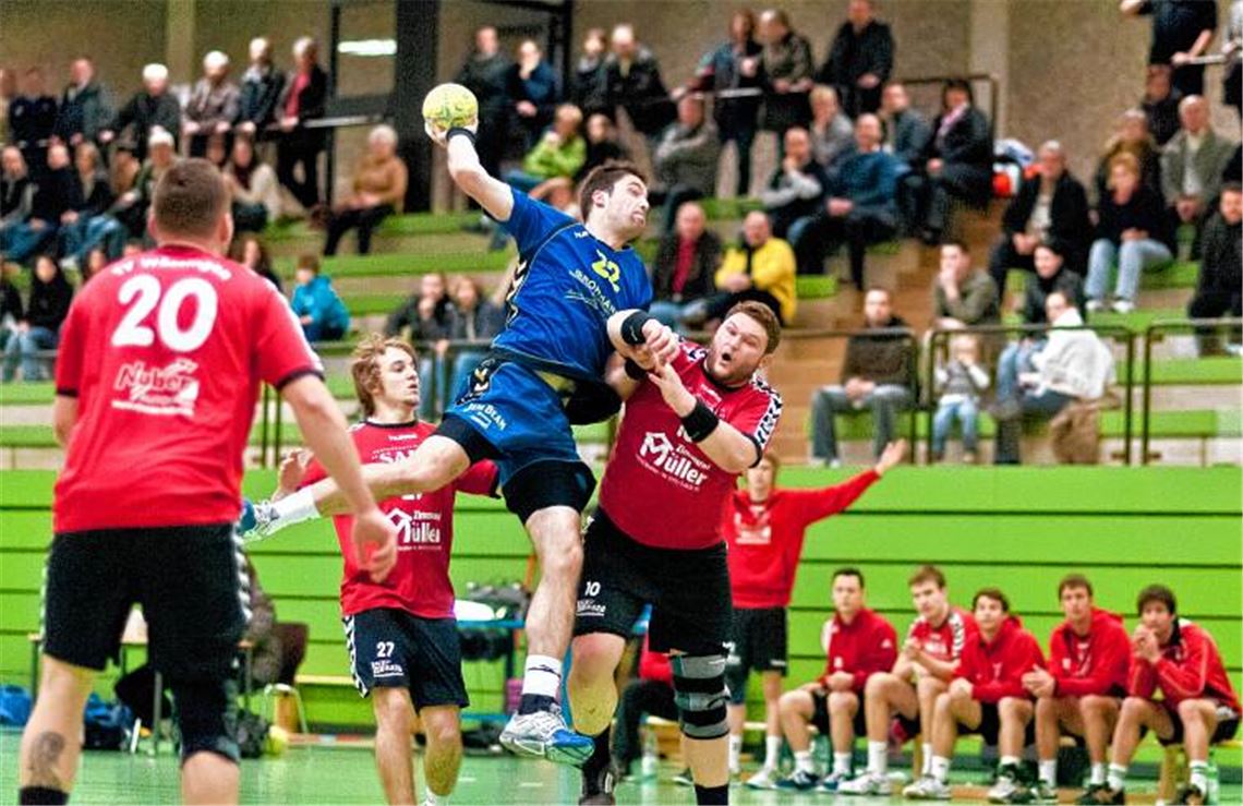 Trotz sportlicher Misere sind die Heimspiele von Blau-Gelb Mühlacker – wie vor zwei Wochen gegen den TV Wössingen – gut besucht. Foto: Zschorsch