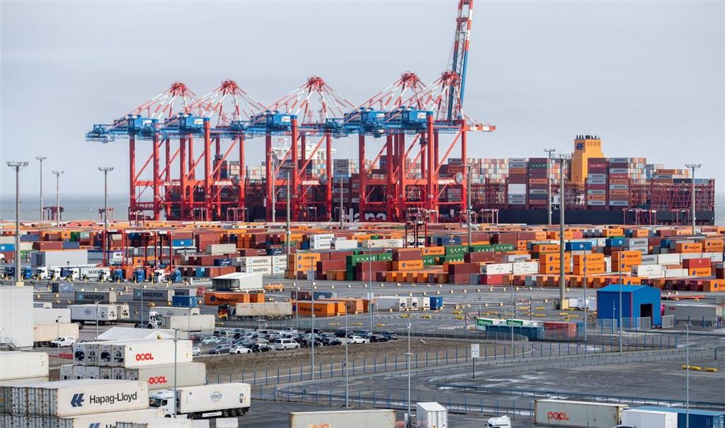 Trotz zahlreicher Probleme bleibt die deutsche Exportwirtschaft optimistisch.