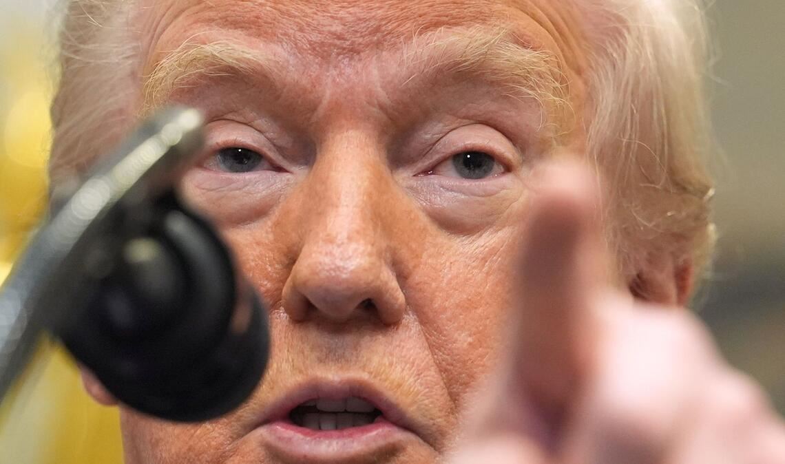 Trump warnt den Iran vor schwerwiegenden Konsequenzen, sollte sich das Land nicht mit den USA auf einen Deal einigen.