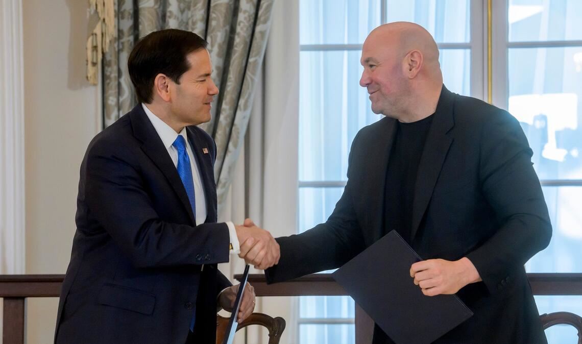 US-Außenminister Marco Rubio und UFC-Boss Dana White unterzeichnen eine Absichtserklärung für eine Partnerschaft.