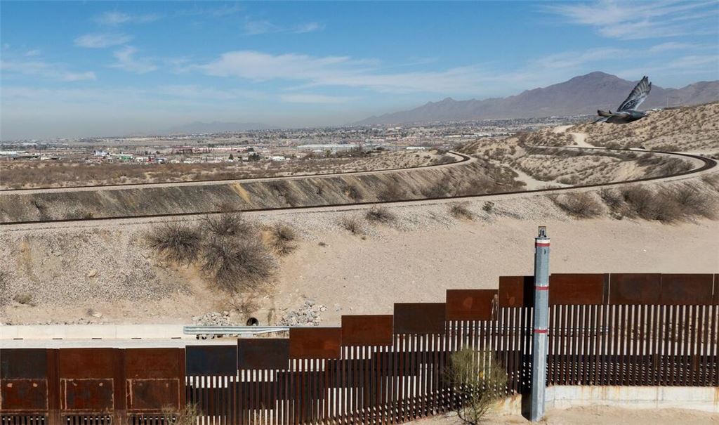 US-Behörden arbeiten laut eigene Mitteilung "in beispielloser Weise" gegen Drohnenbedrohungen an der Grenze zu Mexiko zusammen. (Symbolbild)