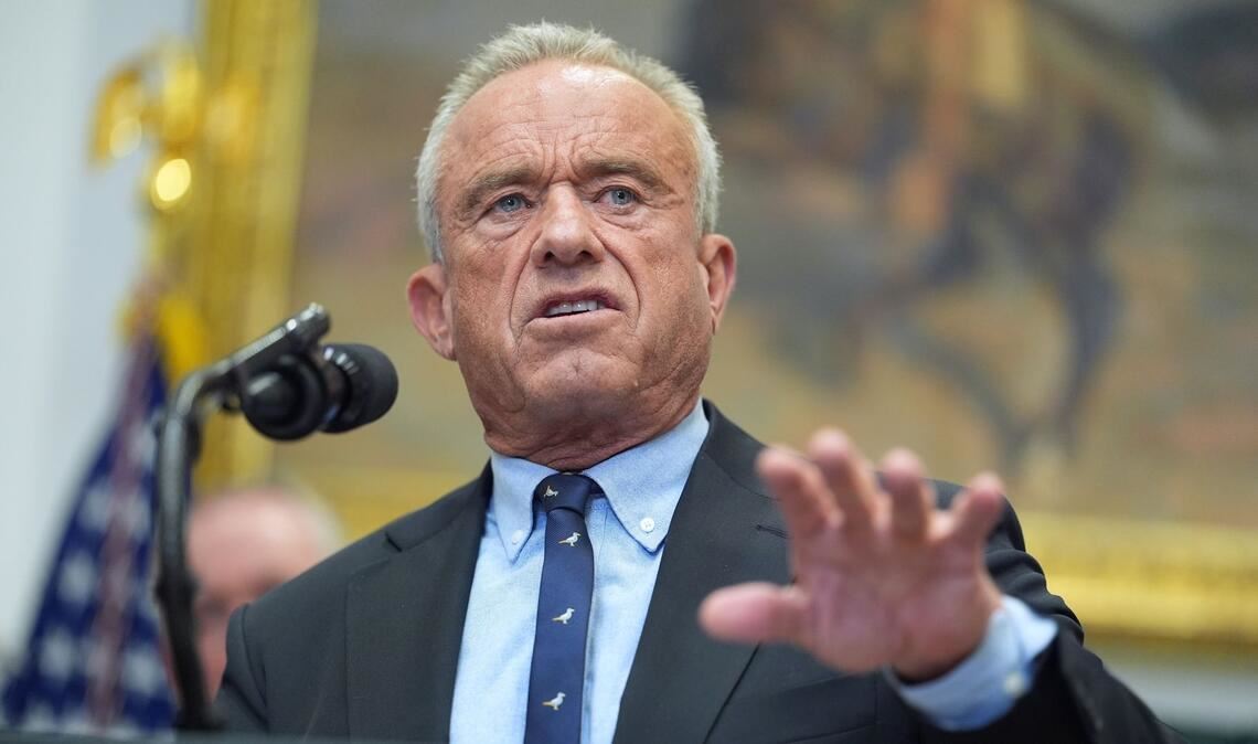 US-Gesundheitsminister Robert F. Kennedy forderte weniger Empfehlungen für Impfungen im Kindesalter – ein Gericht hat den Vorstoß nun gestoppt. (Archivbild)