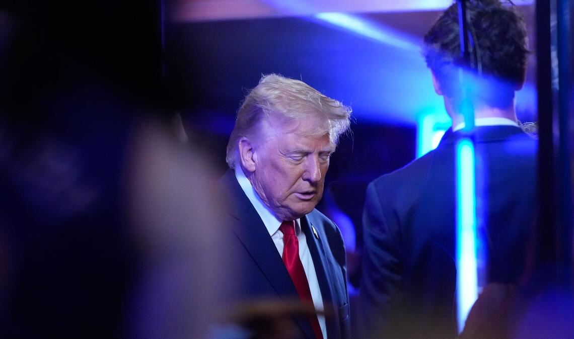 US-Präsident Donald Trump besucht das NBA-Spiel der New York Knicks gegen die San Antonio Spurs.