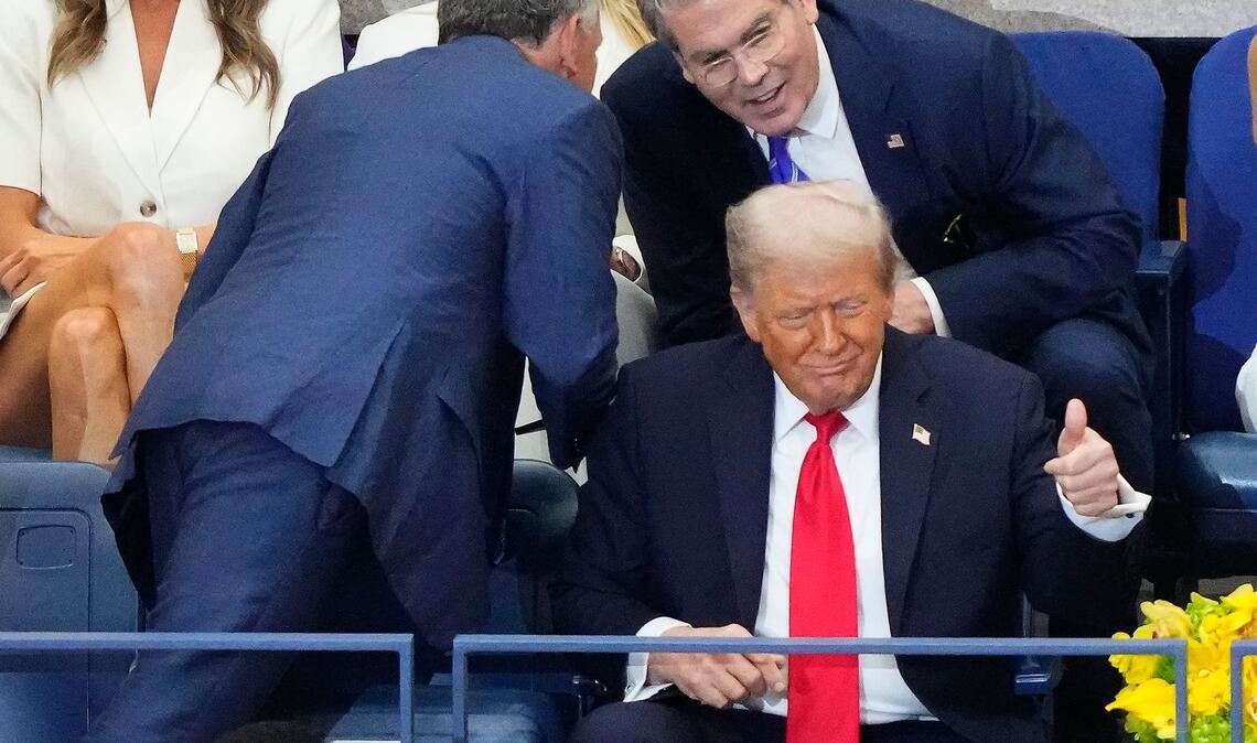 US-Präsident Donald Trump verfolgte das Finale auf der Tribüne.