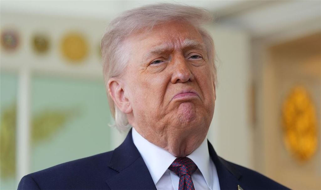 US-Präsident Trump. Die USA haben eigenen Angaben nach mit der Blockade der Straße von Hormus begonnen (Archivfoto).