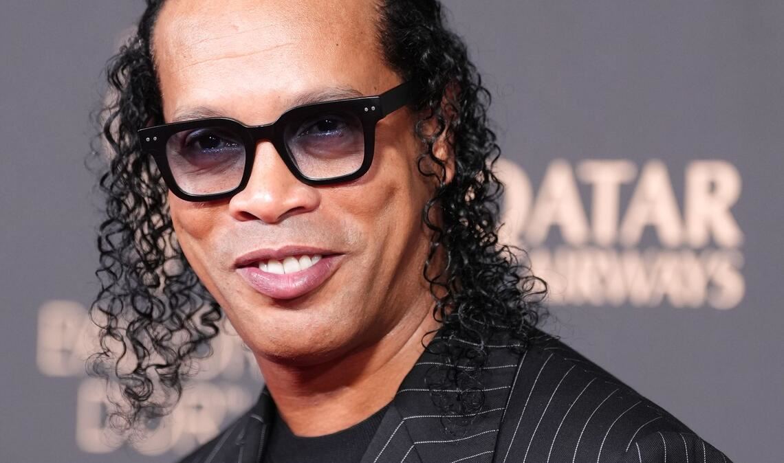 Über Brasiliens ehemaligen Fußball-Superstar Ronaldinho gibt es jetzt eine neue Doku-Serie bei Netflix. (Archivbild)