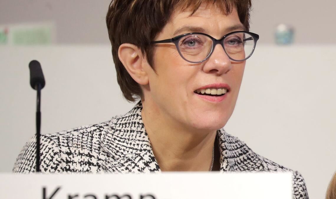 Über Doppelnamen werden in Deutschland häufig Witze gemacht (Archivbild).