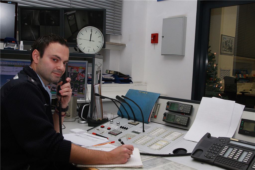 Über den Jahreswechsel hat Frank Weber bei der Polizei die Stellung gehalten.  Foto:  Wacker