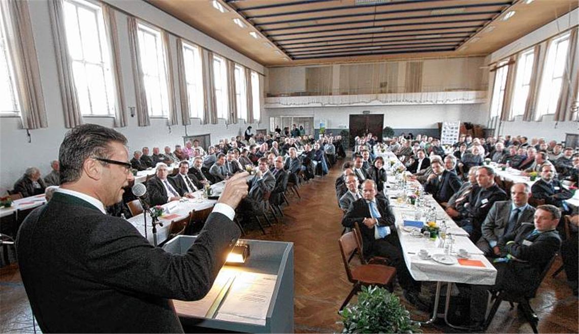 Über die Zukunft der baden-württembergischen Landwirtschaft spricht der ehemalige Landwirtschaftsminister Peter Hauk beim Kreisbauerntag.