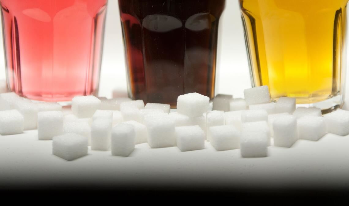 Über eine Zuckerabgabe auf gesüßte Getränke wird schon lange diskutiert. (Archivbild)